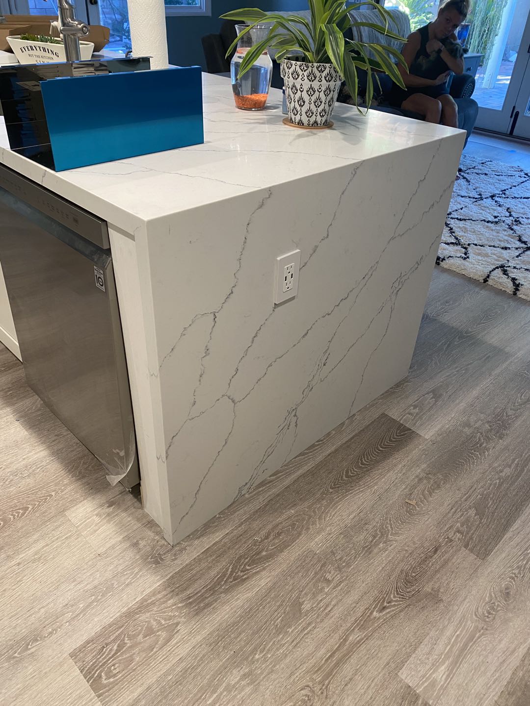 WG437 نبضة بيضاء
