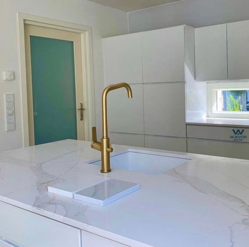 حافظة سكنية فنلندية (WG466 Calacatta Gold)