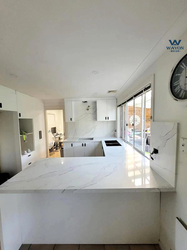 حالة سكنية في أستراليا (WG515 North Ridge White)