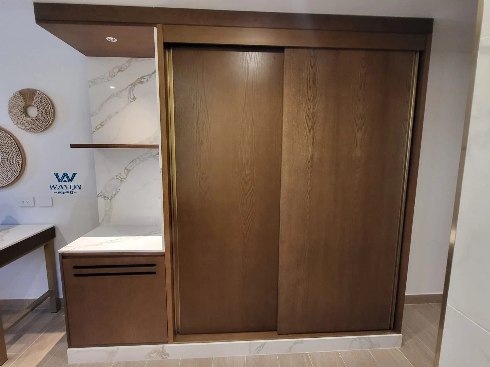 مشروع فندق في باربادوس - سطح طاولة من حجر الكوارتز WG538 بوراج بلاتينيوم للأثاث