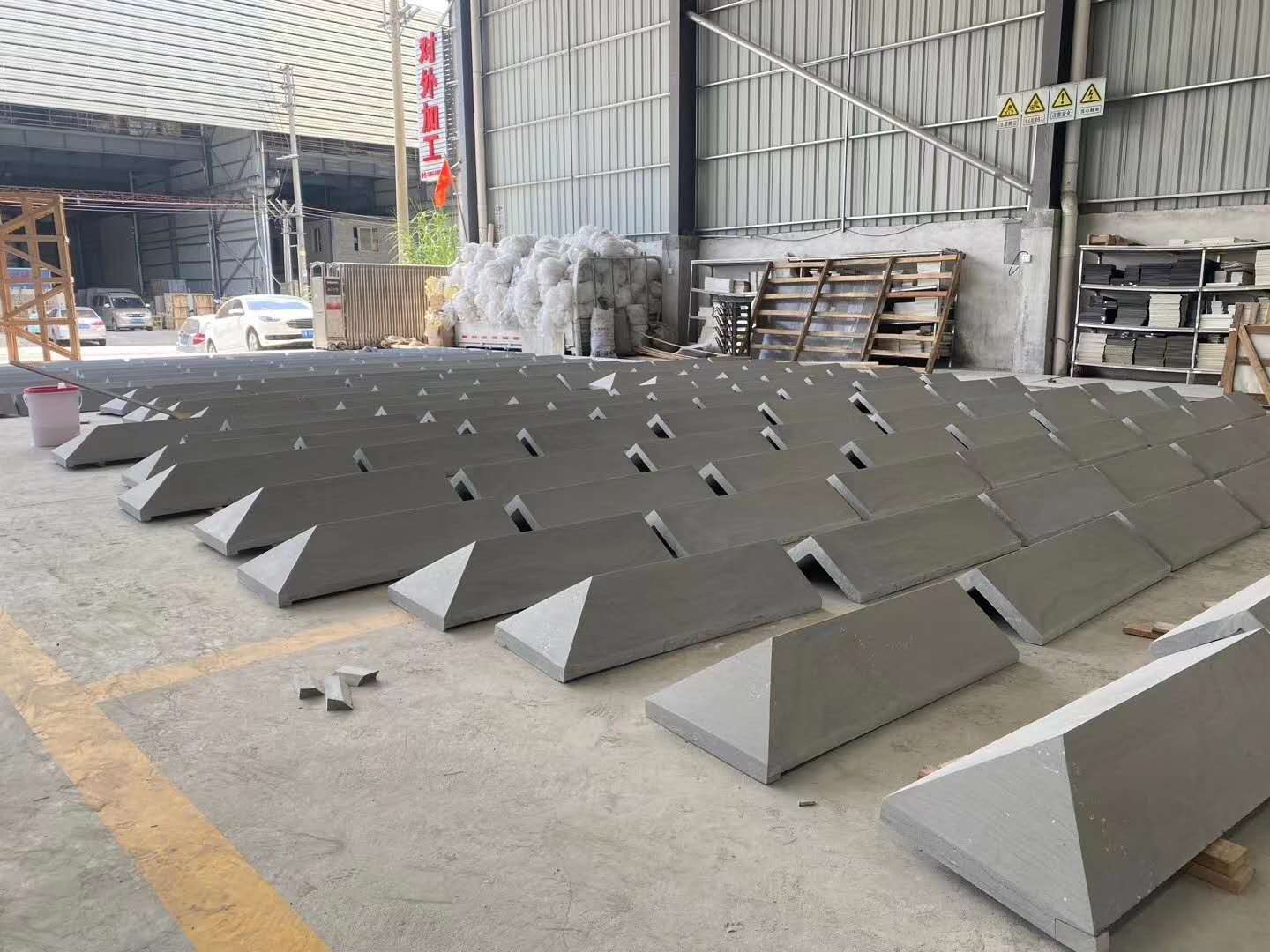 حلول قطع الأحجار الدقيقة | ماكينات Wayon CNC