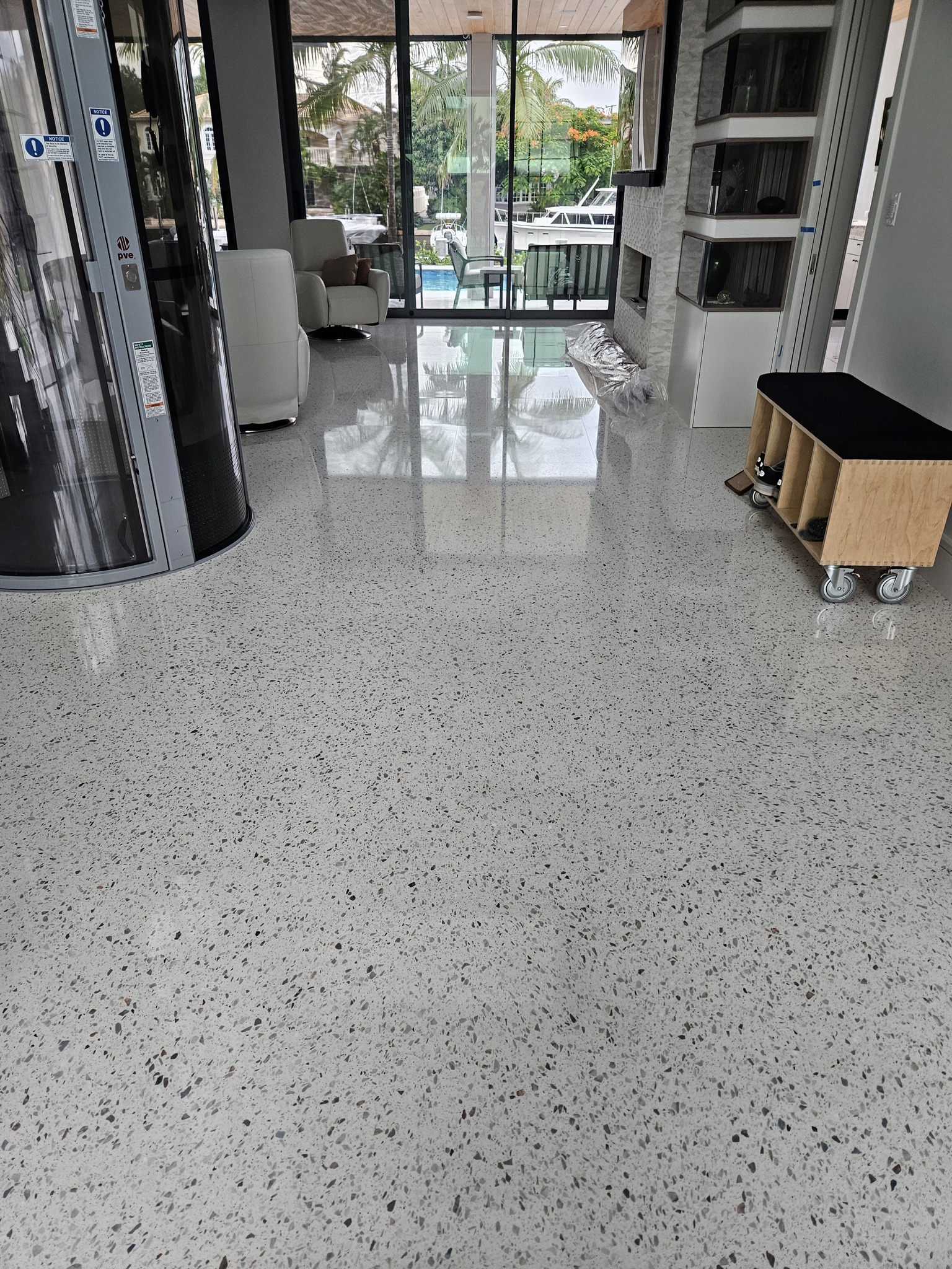 Wayon Stone | مشروع Terrazzo Stone لفيلا يخت أمريكية